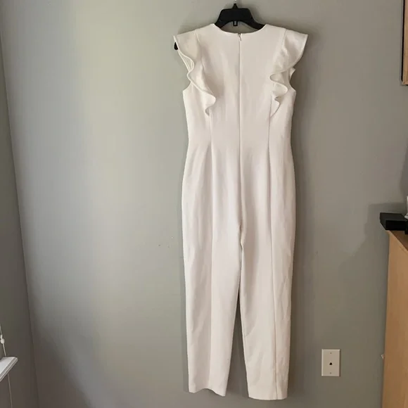 Black Halo Deklyn White Jumpsuit size 6